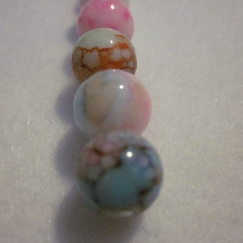 Multi Color Necklace - Picture 5 of 5